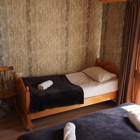 Archil And Nino Gigauri Guest House Kazbegi Exterior photo